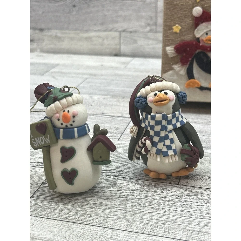 5 Vintage Handmade Polymer Clay Christmas Ornaments & Decorative Box‎